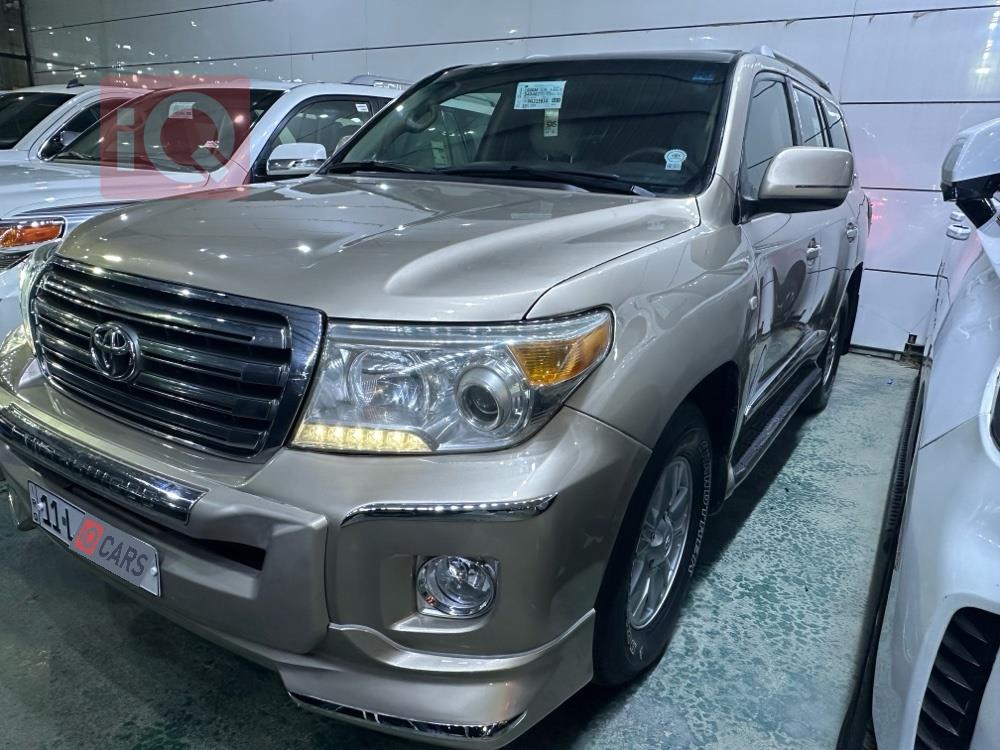 تويوتا لاندكروزر